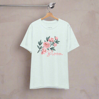 Bloom floral t-shirt in soft colors